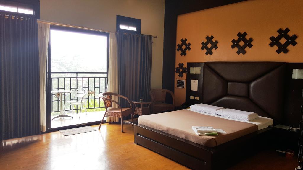 Hollywood Drive-In Hotel Baguio City Екстериор снимка