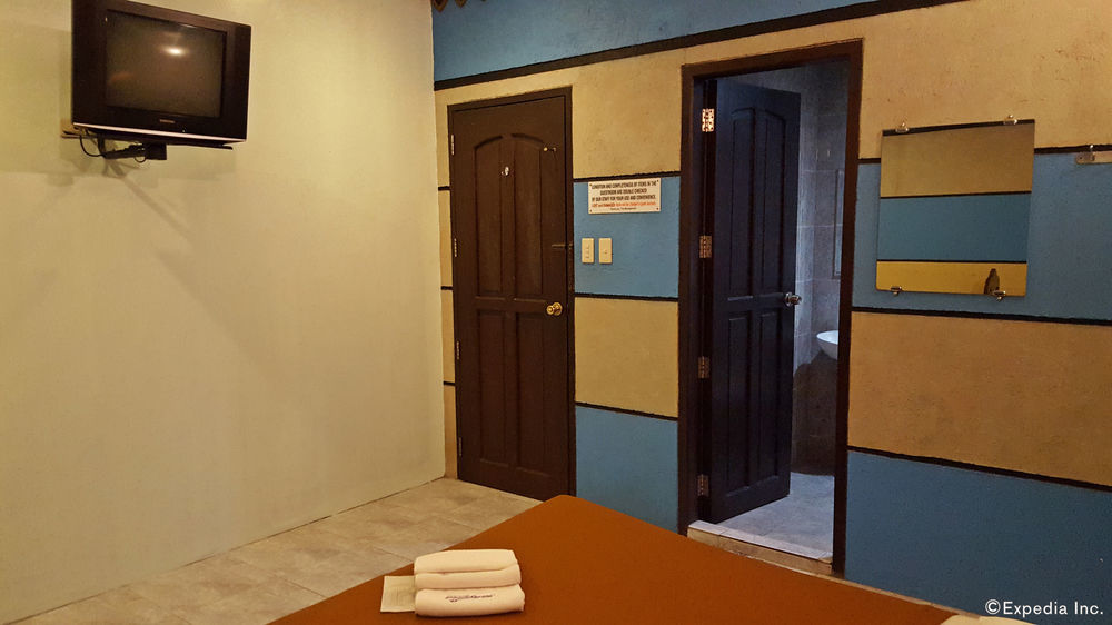 Hollywood Drive-In Hotel Baguio City Екстериор снимка
