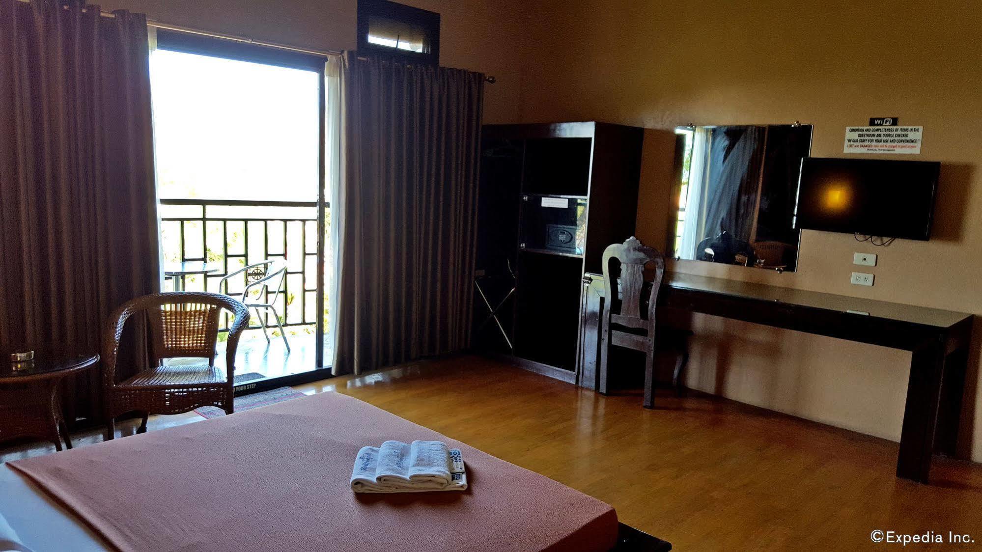 Hollywood Drive-In Hotel Baguio City Екстериор снимка