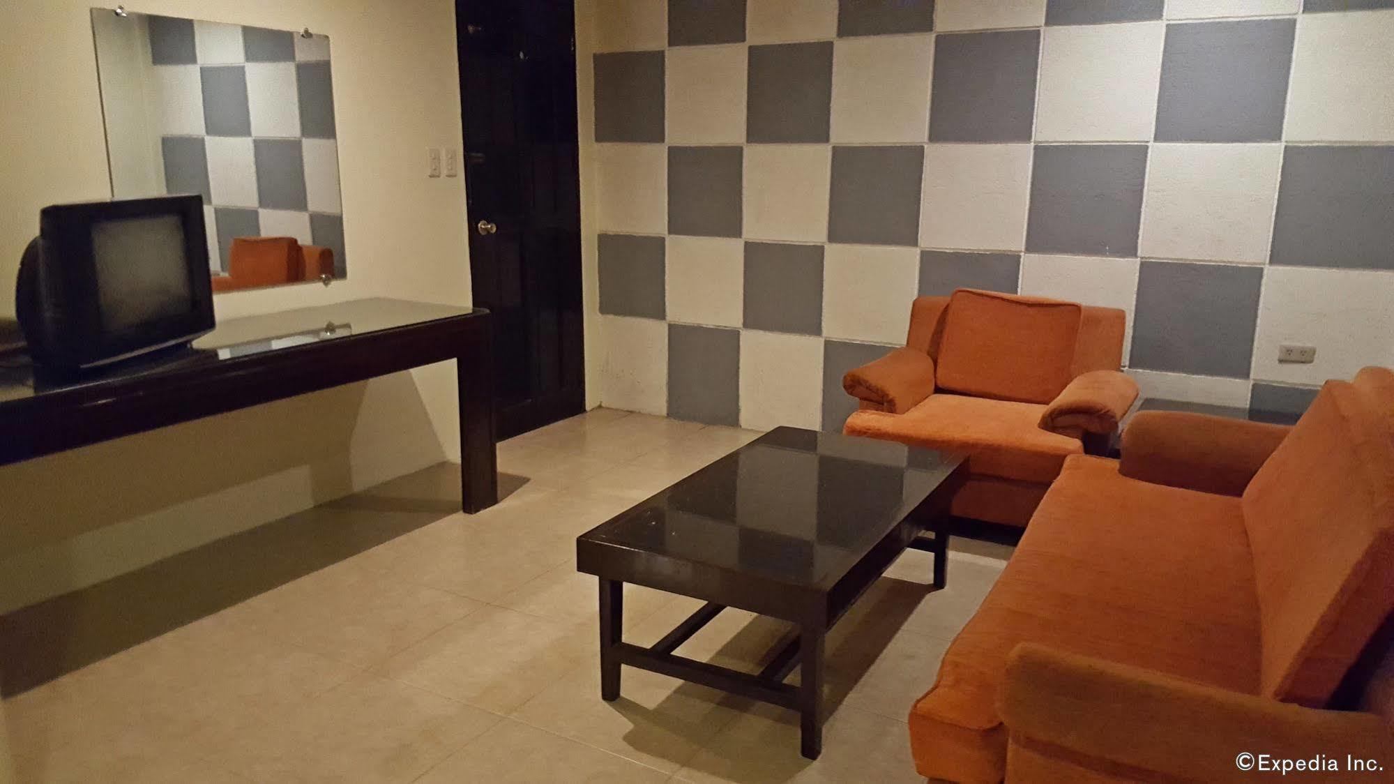Hollywood Drive-In Hotel Baguio City Екстериор снимка